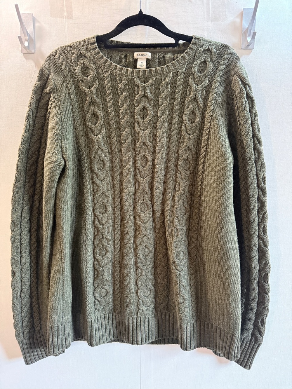 L.L.Bean Women’s Cable Knit Cotton Sweater Olive Green Size M Fisherman